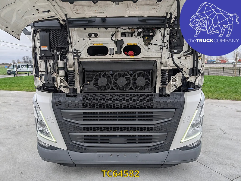 Влекач Volvo FH 500: снимка 11 Влекач Volvo FH 500: снимка 11