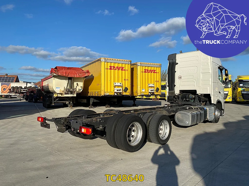 Volvo FH 460 - Шаси кабина: снимка 4 Volvo FH 460 - Шаси кабина: снимка 4