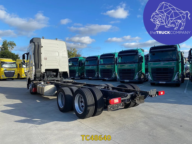 Volvo FH 460 - Шаси кабина: снимка 2 Volvo FH 460 - Шаси кабина: снимка 2