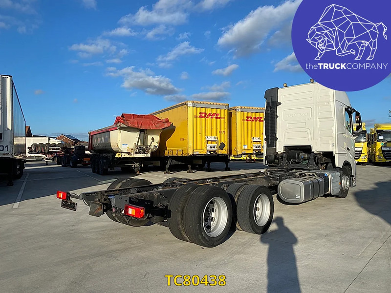 Volvo FH 460 - Шаси кабина: снимка 4 Volvo FH 460 - Шаси кабина: снимка 4