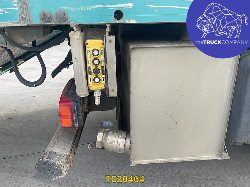 За превоз на животни камион Volvo FH 480: снимка 11