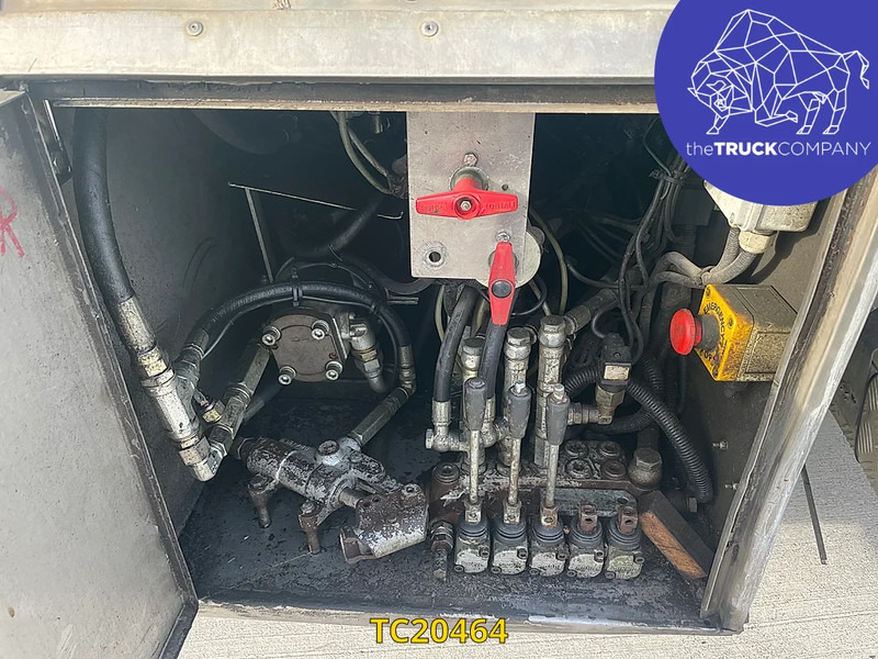 За превоз на животни камион Volvo FH 480: снимка 13