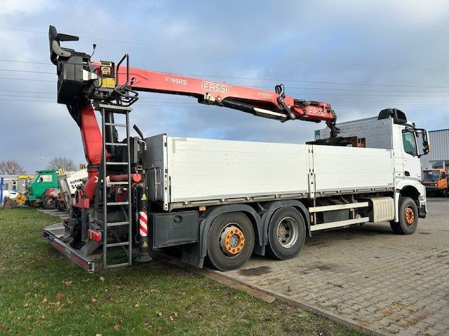 Mercedes-Benz 2545 Kran FASSI F195AS Mercedes-Benz 2545 Kran FASSI F195AS - Бордови камион, Камион с кран: снимка 2 Mercedes-Benz 2545 Kran FASSI F195AS Mercedes-Benz 2545 Kran FASSI F195AS - Бордови камион, Камион с кран: снимка 2
