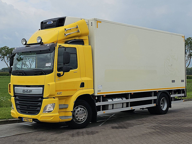 DAF CF 220 CARRIER LIFT DOORS - Рефрижератор камион: снимка 2 DAF CF 220 CARRIER LIFT DOORS - Рефрижератор камион: снимка 2