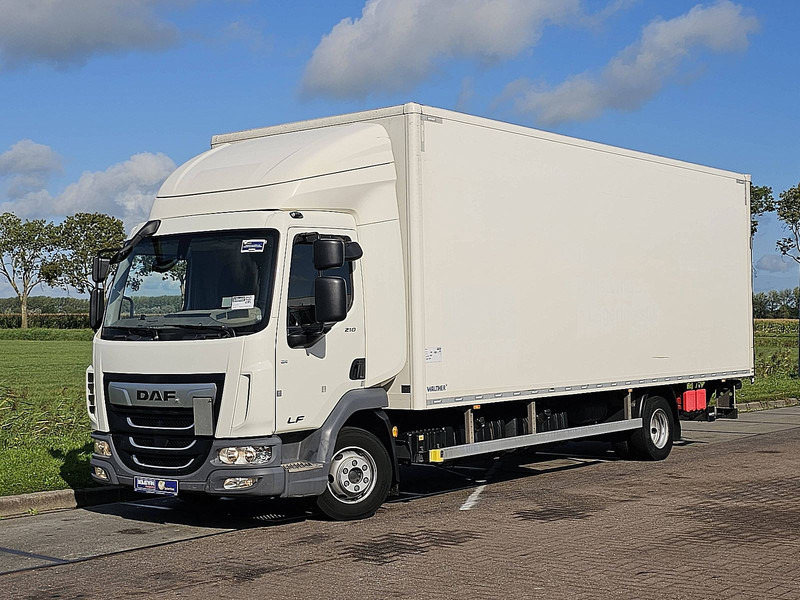 DAF LF 210 7.49T LIFT NAVI CAM. - Камион фургон: снимка 2 DAF LF 210 7.49T LIFT NAVI CAM. - Камион фургон: снимка 2
