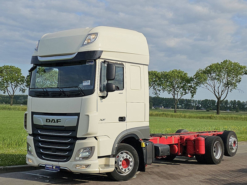 DAF XF 480 SSC 6X2 FAR INTARDER - Шаси кабина: снимка 2 DAF XF 480 SSC 6X2 FAR INTARDER - Шаси кабина: снимка 2