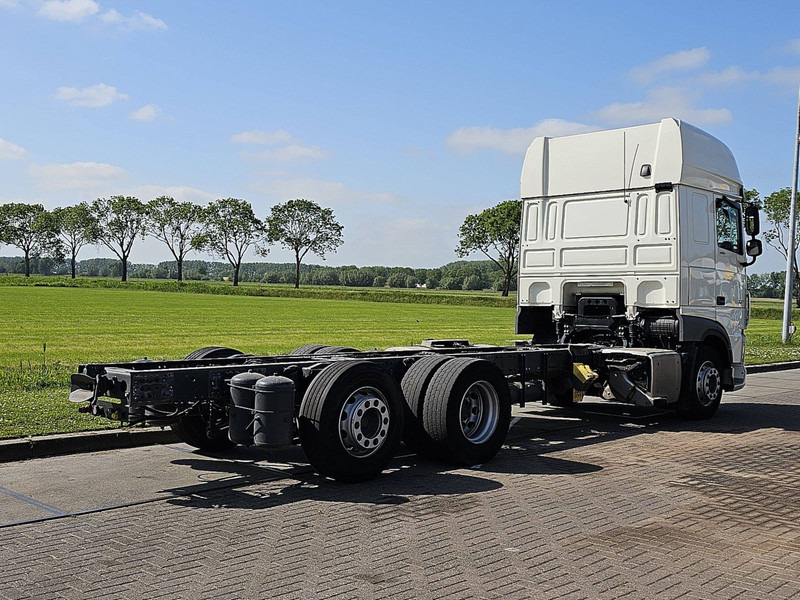 DAF XF 480 SSC 6X2 FAR INTARDER - Шаси кабина: снимка 3 DAF XF 480 SSC 6X2 FAR INTARDER - Шаси кабина: снимка 3