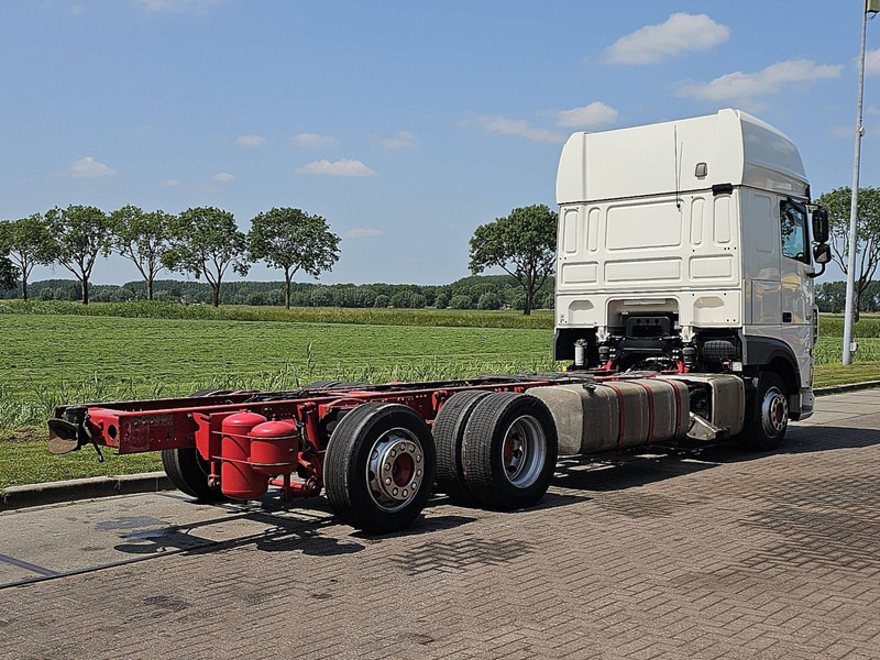 DAF XF 480 SSC 6X2 FAR INTARDER - Шаси кабина: снимка 3 DAF XF 480 SSC 6X2 FAR INTARDER - Шаси кабина: снимка 3