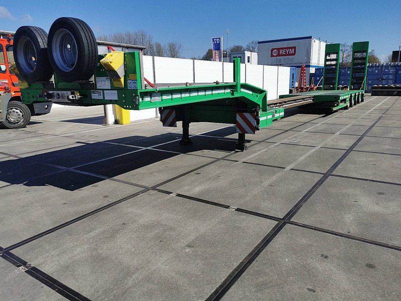 Faymonville 4 AXLE LOW BED EXTENDABLE RAMPS - Нискорамна площадка полуремарке: снимка 1 Faymonville 4 AXLE LOW BED EXTENDABLE RAMPS - Нискорамна площадка полуремарке: снимка 1