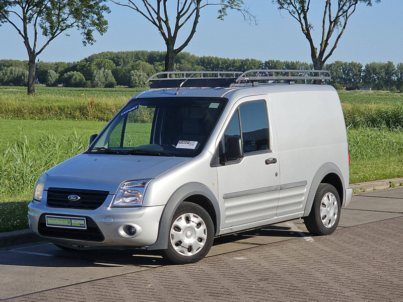 Ford Transit Connect - Лекотоварен автомобил фургон: снимка 2 Ford Transit Connect - Лекотоварен автомобил фургон: снимка 2