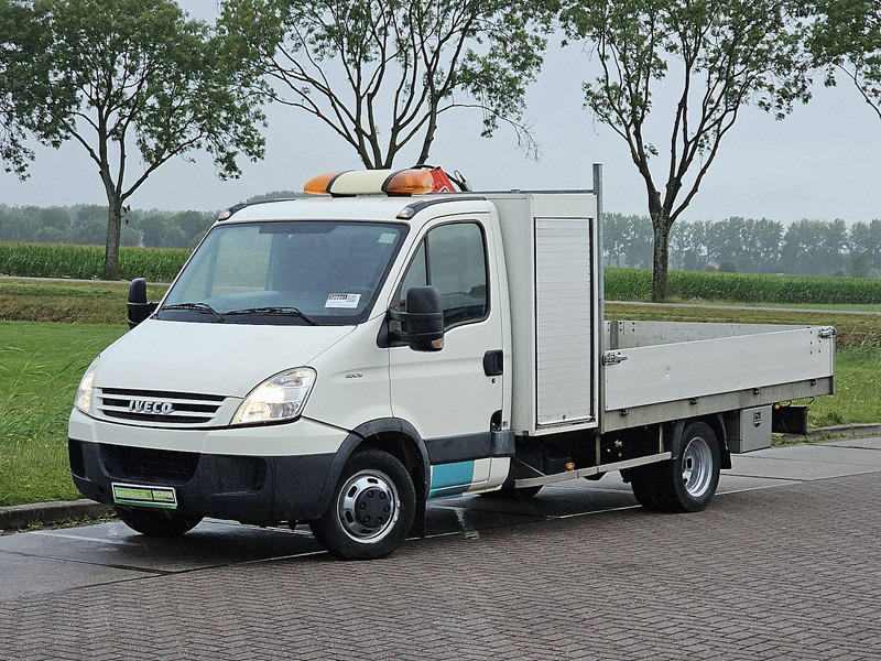 Iveco Daily 40C15 XL FASSI laadkraan - Бордови бус: снимка 2 Iveco Daily 40C15 XL FASSI laadkraan - Бордови бус: снимка 2