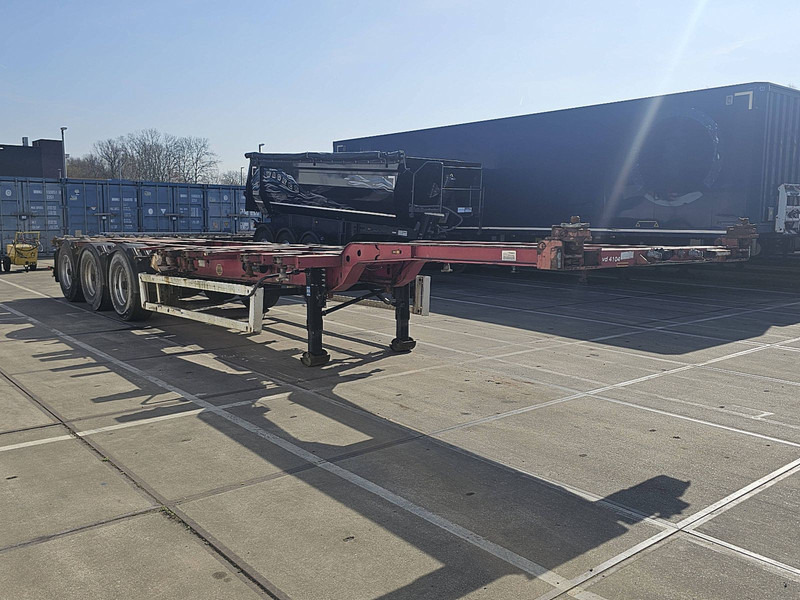 Krone SD 27 2x20ft 1x30ft 1x40ft - Контейнеровоз/ Сменна каросерия полуремарке: снимка 3 Krone SD 27 2x20ft 1x30ft 1x40ft - Контейнеровоз/ Сменна каросерия полуремарке: снимка 3