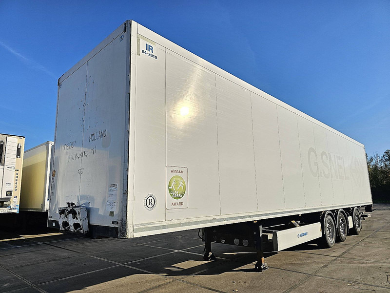 Krone SD - Затворена каросерия полуремарке: снимка 1 Krone SD - Затворена каросерия полуремарке: снимка 1