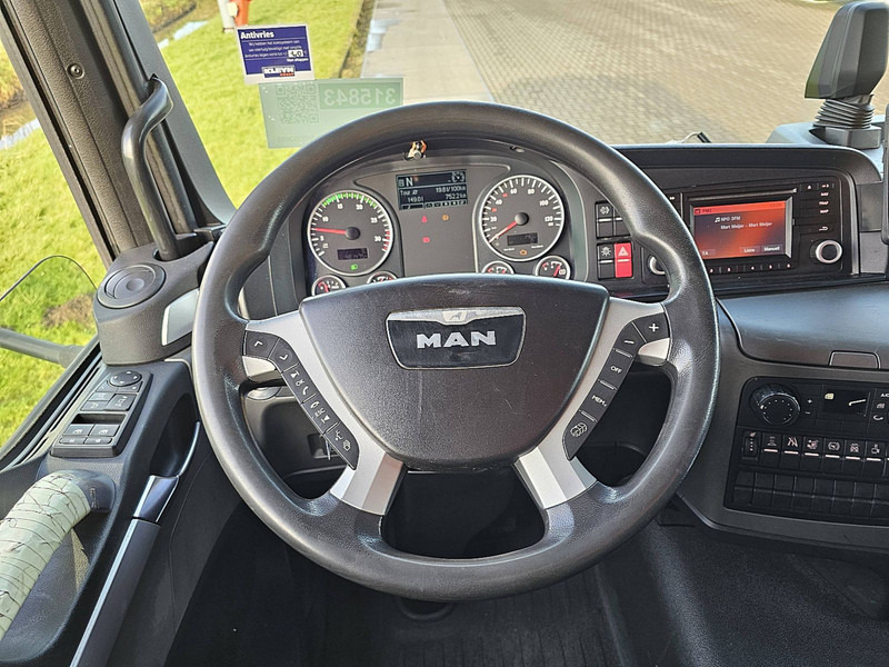 Interior photo 2: Лизинг на MAN 18.290 TGM THERMOKING MULTITEMP MAN 18.290 TGM THERMOKING MULTITEMP