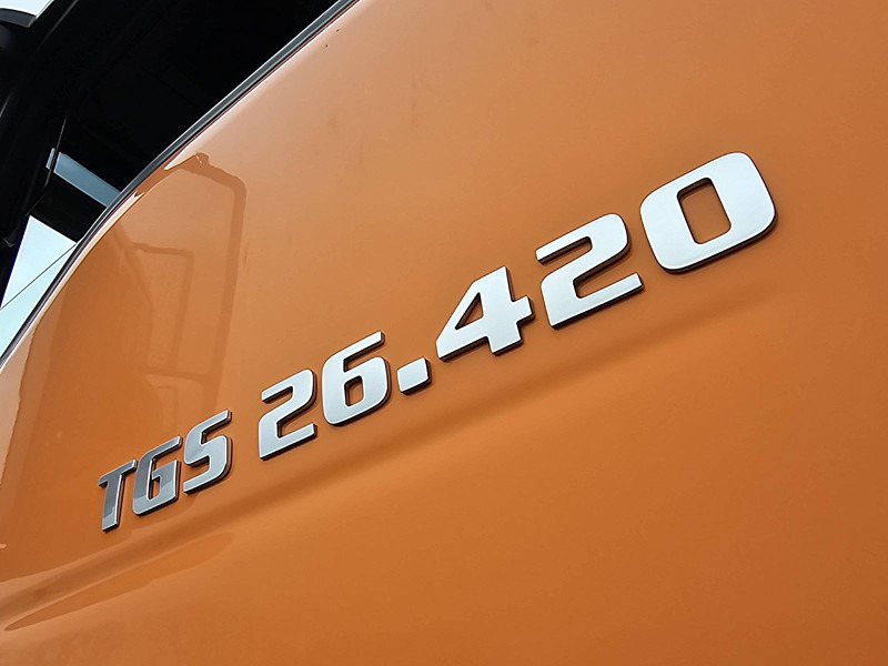 Бордови камион MAN 26.420 TGS 6X2/4 ADR AT 285TKM: снимка 19