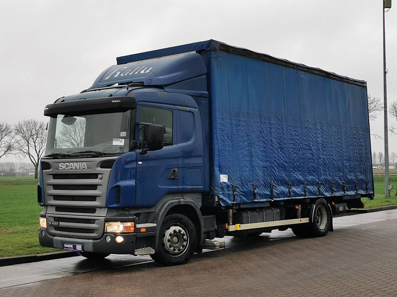 Scania R420 MANUAL RETARDER - Камион с брезент: снимка 2 Scania R420 MANUAL RETARDER - Камион с брезент: снимка 2