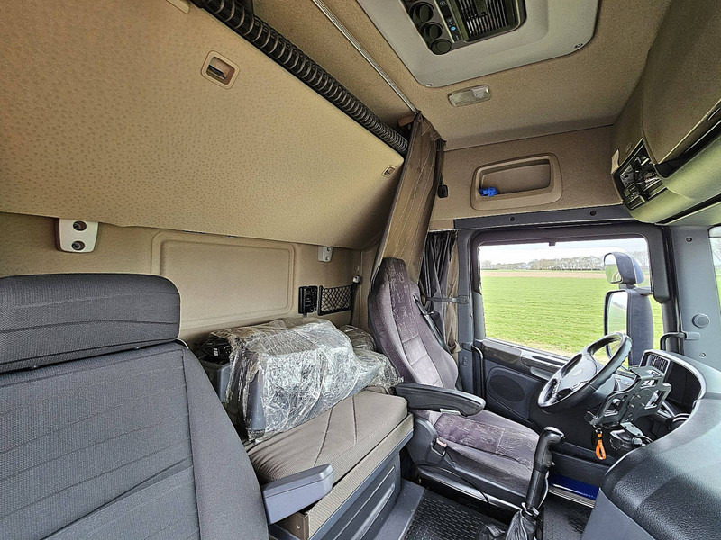 Шаси кабина Scania R440 6x2*4: снимка 16