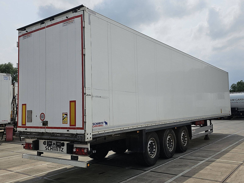 Schmitz Cargobull SCB*S3B - Затворена каросерия полуремарке: снимка 2 Schmitz Cargobull SCB*S3B - Затворена каросерия полуремарке: снимка 2