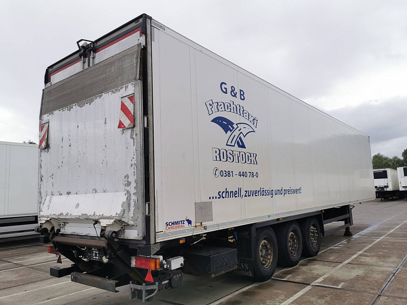 Schmitz Cargobull SKO 24 LADEBORDWAND - Рефрижератор полуремарке: снимка 2 Schmitz Cargobull SKO 24 LADEBORDWAND - Рефрижератор полуремарке: снимка 2