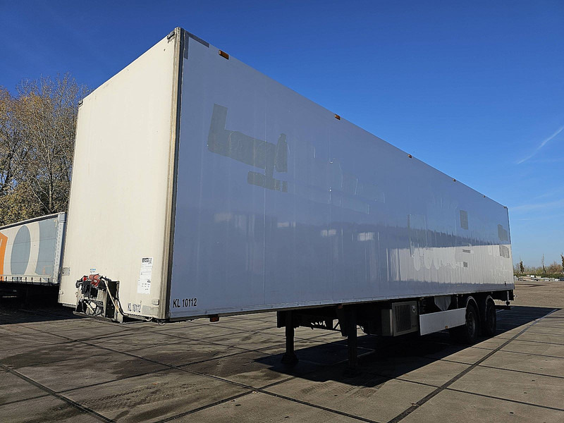 Van Eck U T-2 I - Затворена каросерия полуремарке: снимка 1 Van Eck U T-2 I - Затворена каросерия полуремарке: снимка 1