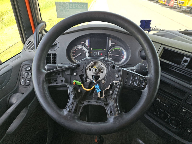 Влекач DAF XF 440 SPACECAB MANUAL: снимка 10