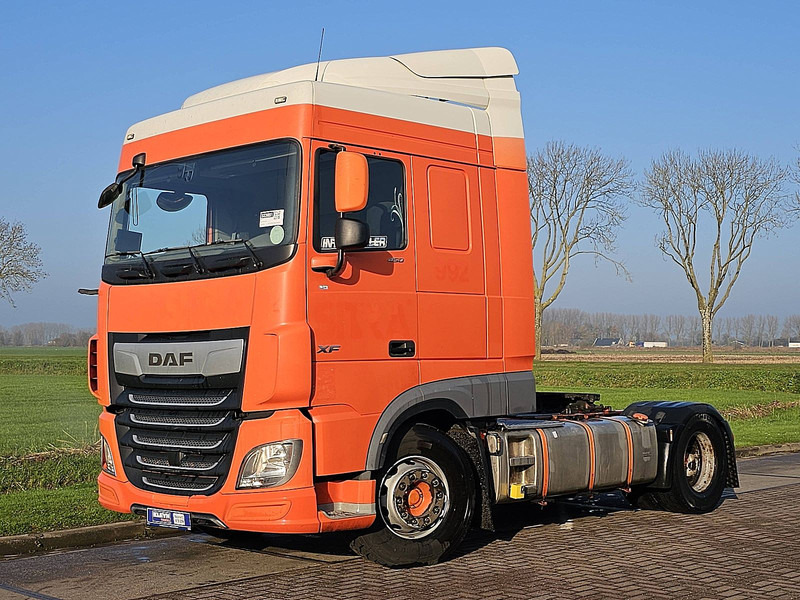 DAF XF 450 - Влекач: снимка 2 DAF XF 450 - Влекач: снимка 2