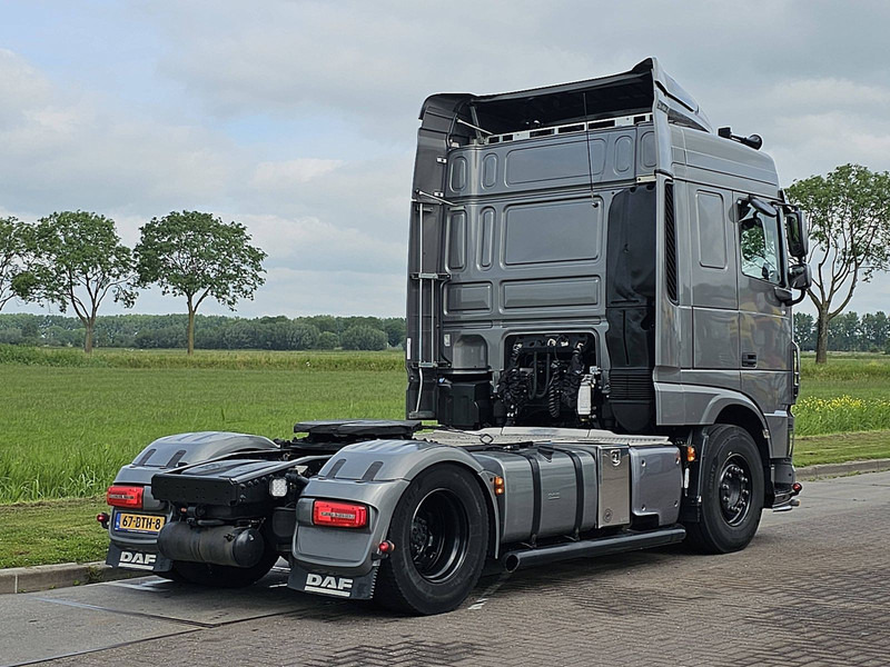 DAF XF 530 MANUAL SHOW TRUCK - Влекач: снимка 3 DAF XF 530 MANUAL SHOW TRUCK - Влекач: снимка 3