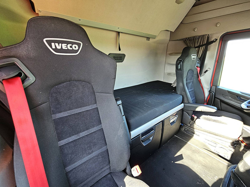 Влекач Iveco S-WAY AS440S48 6X2 TWINSTEER S-WAY: снимка 15