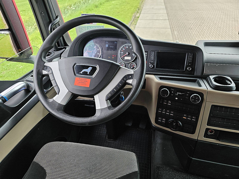 Interior photo 1: Влекач MAN 26.460 TGX XLX INTARDER 6X2-2