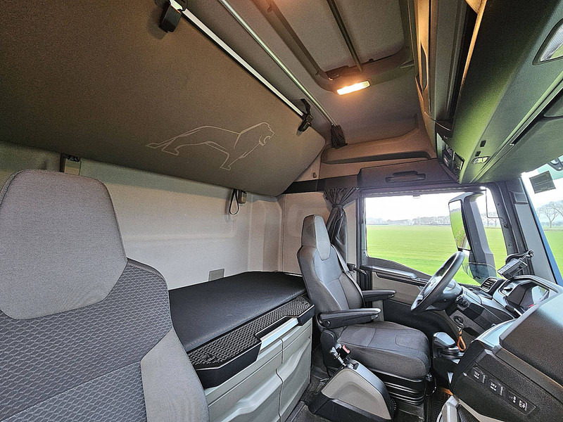 Влекач MAN 26.470 TGX TG3 GM 6X2-2 BLS: снимка 16