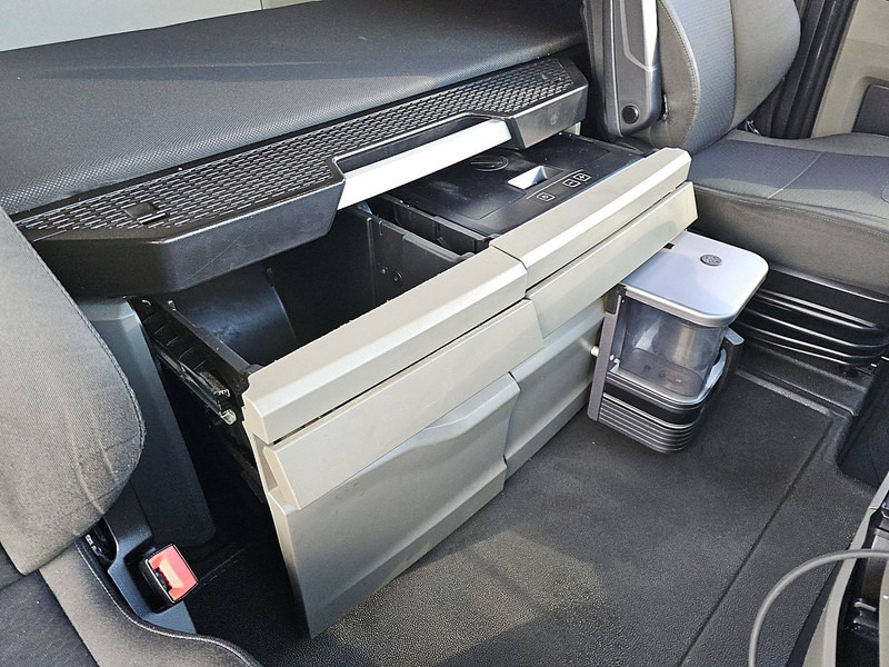 Влекач MAN 26.470 TGX TG3 GM 6X2 INTARDER: снимка 10 Влекач MAN 26.470 TGX TG3 GM 6X2 INTARDER: снимка 10