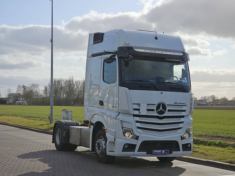 Mercedes-Benz ACTROS 1842 LS MP5 GIGASPACE - Влекач: снимка 5 Mercedes-Benz ACTROS 1842 LS MP5 GIGASPACE - Влекач: снимка 5