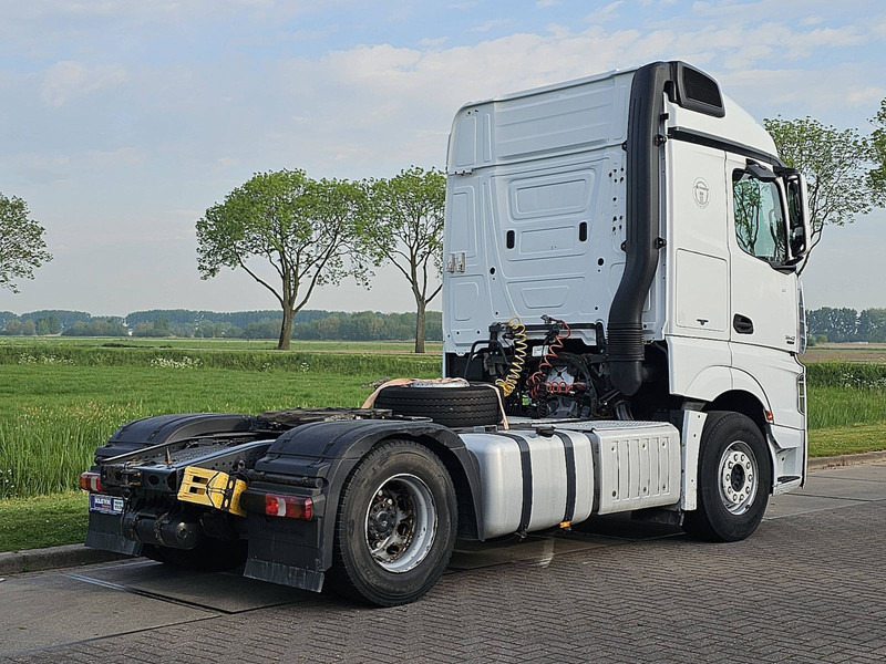 Mercedes-Benz ACTROS 1842 LS STEAMSPACE 2X TANK - Влекач: снимка 3 Mercedes-Benz ACTROS 1842 LS STEAMSPACE 2X TANK - Влекач: снимка 3