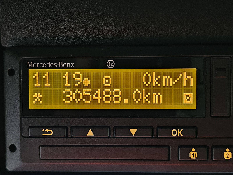 Влекач Mercedes-Benz ACTROS 1845 LS BIGSPACE: снимка 9 Влекач Mercedes-Benz ACTROS 1845 LS BIGSPACE: снимка 9