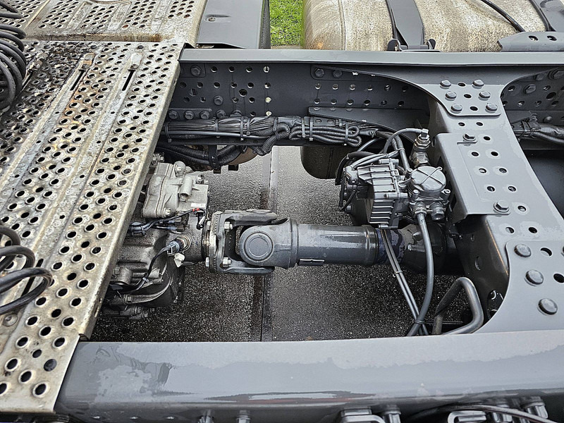 Влекач Mercedes-Benz ACTROS 1845 LS BIGSPACE: снимка 18 Влекач Mercedes-Benz ACTROS 1845 LS BIGSPACE: снимка 18