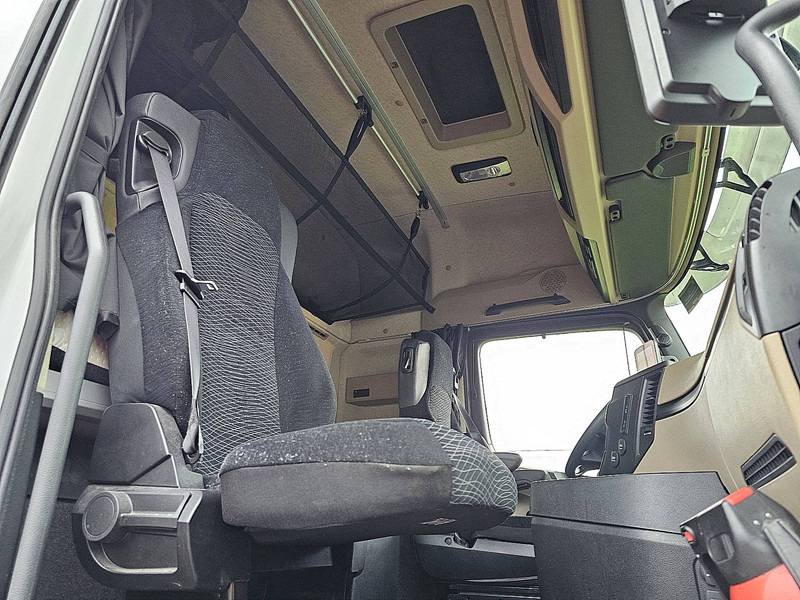 Влекач Mercedes-Benz ACTROS 1845 LS BIGSPACE: снимка 7 Влекач Mercedes-Benz ACTROS 1845 LS BIGSPACE: снимка 7