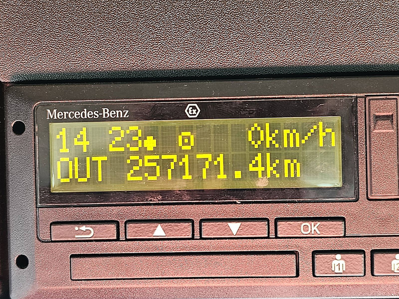 Лизинг на Mercedes-Benz ACTROS 1846 LS Stream 2,50 Mercedes-Benz ACTROS 1846 LS Stream 2,50: снимка 9