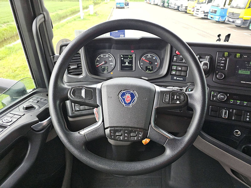 Влекач Scania S450: снимка 12