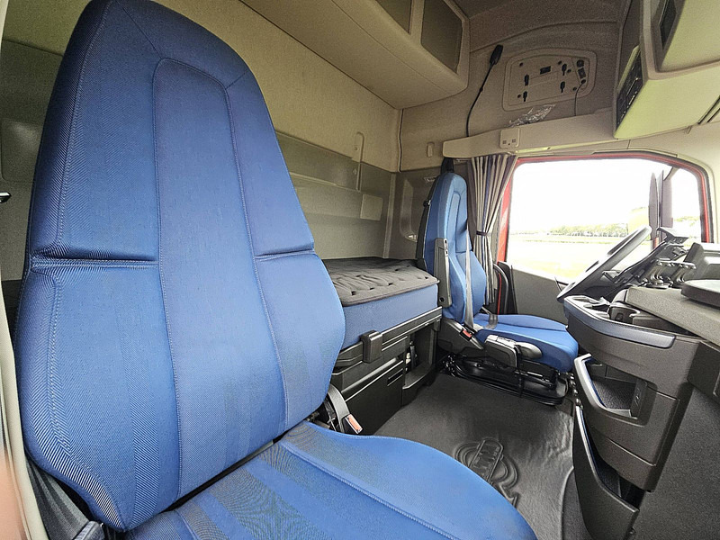 Влекач Volvo FH 460 XL 6X2 I-SAVE LED: снимка 15