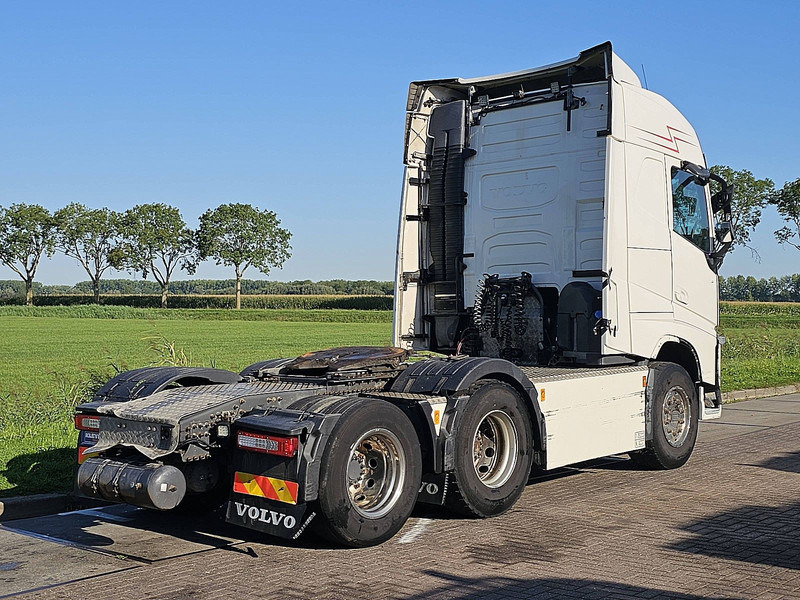 Volvo FH 500 6X2 BOOGIE PTO+HYDR. - Влекач: снимка 3 Volvo FH 500 6X2 BOOGIE PTO+HYDR. - Влекач: снимка 3