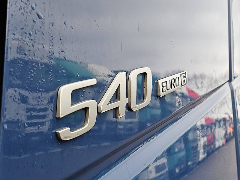 Лизинг на Volvo FH 540 6X4 FH5 HYDR. Volvo FH 540 6X4 FH5 HYDR.: снимка 18