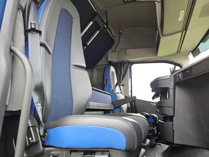 Лизинг на Volvo FH 540 6X4 FH5 HYDR. Volvo FH 540 6X4 FH5 HYDR.: снимка 7