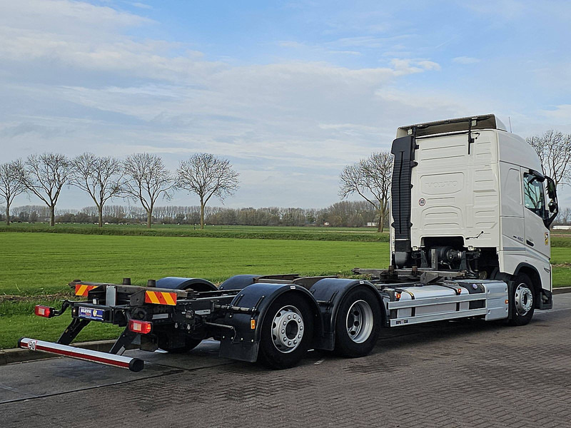 Volvo FH 460 - Контейнеровоз/ Сменна каросерия камион: снимка 3 Volvo FH 460 - Контейнеровоз/ Сменна каросерия камион: снимка 3