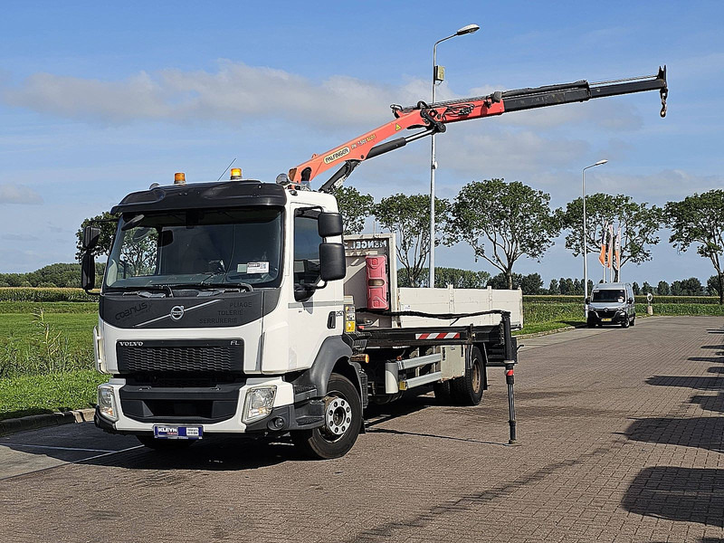 Volvo FL 250.14 - Бордови камион, Камион с кран: снимка 2 Volvo FL 250.14 - Бордови камион, Камион с кран: снимка 2
