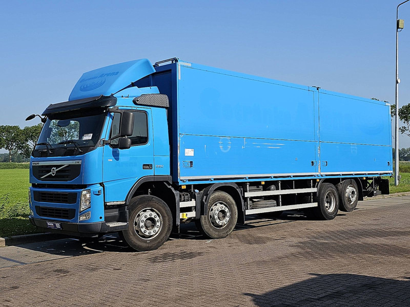 Volvo FM 11.330 8X2 BÄR 2000KG LIFT - Камион фургон: снимка 2 Volvo FM 11.330 8X2 BÄR 2000KG LIFT - Камион фургон: снимка 2