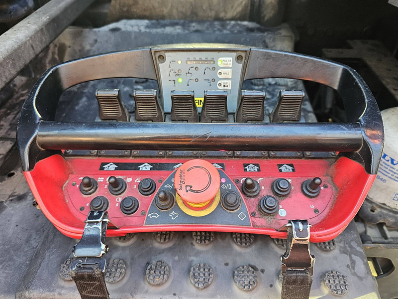 Лизинг на Volvo FM 500 8X2 PK33002 6X HYDR. Volvo FM 500 8X2 PK33002 6X HYDR.: снимка 18