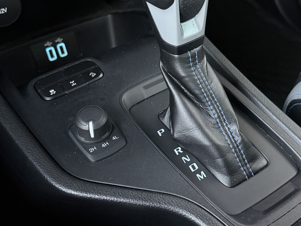 Ford Ranger 2.0L Ecoblue Raptor DoKa 4x4 Standheizung - Джип: снимка 2 Ford Ranger 2.0L Ecoblue Raptor DoKa 4x4 Standheizung - Джип: снимка 2