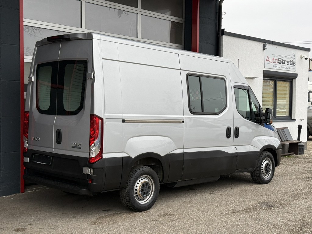 Товарен бус Iveco Daily 35S14 CNG Erdgas Klimaaut. Sitzheizung: снимка 10 Товарен бус Iveco Daily 35S14 CNG Erdgas Klimaaut. Sitzheizung: снимка 10