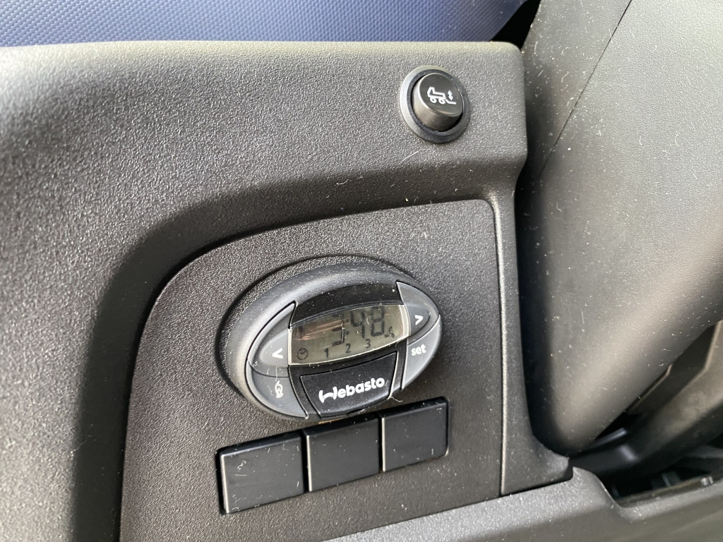 Iveco Daily 65C21 3,6m P+P+LBW Klima Automat. Webasto - Брезентов бус: снимка 4 Iveco Daily 65C21 3,6m P+P+LBW Klima Automat. Webasto - Брезентов бус: снимка 4