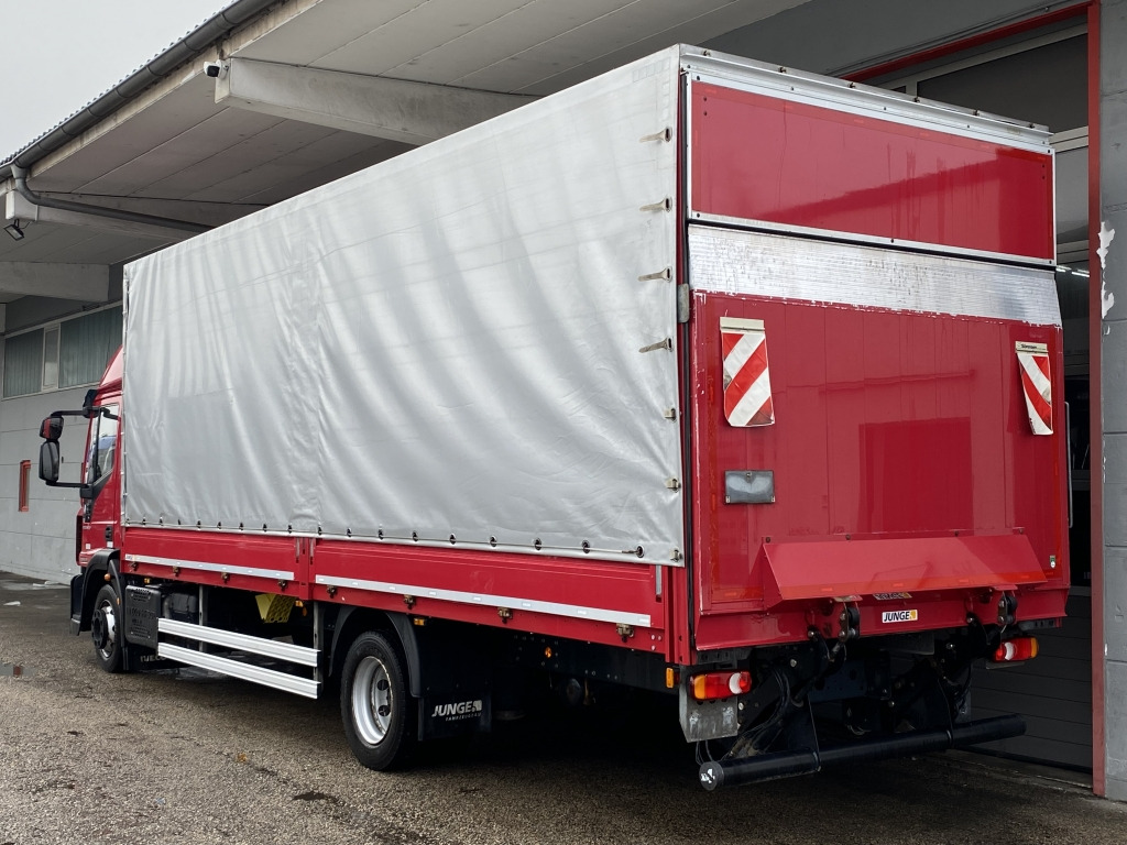 Interior photo 1: Камион с брезент Iveco EuroCargo ML120E21 Standklima ACC 7,25m P+P LBW